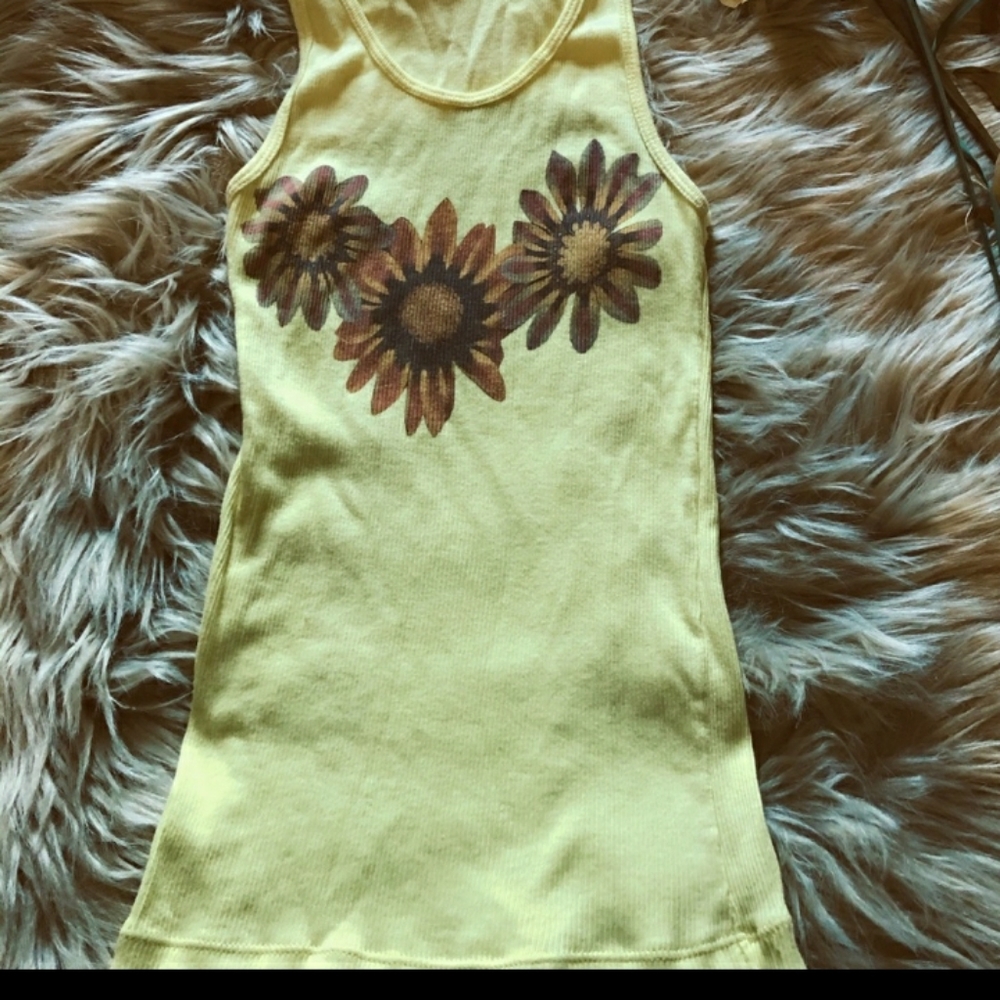 Yellow and orange tank sunflowers